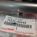 قاب صفحه کلید درب جلو چپ پرادو اتاق 120 | اصلی تویوتا Prado | کدفنی: 7423260440 | مدل: 2003-2009 | خرید و قیمت | فروشگاه لوازم یدکی تویوتا و لکسوس الماسیان-8